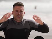 男子海边有一栋别墅 总有一些稀奇古怪的女孩主动上门来作爱 4P