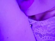 包间内撩的她欲火焚身,一线天美穴一碰全是水,顶尖大奶么