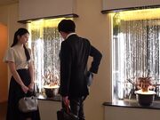 只痴迷于宅男大叔的高学历千金爱上我1