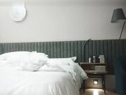 偷拍高颜值母狗酒店约炮 玉体爆操爽翻天