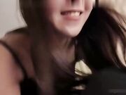 男朋友在玩王者不理我 我只好玩弄他的鸡巴 淫荡巨乳反差婊