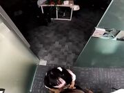 K实习生被领导在办公室内射深喉侍奉精液灌穴