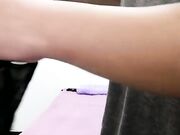 饥渴少妇来按摩找刺激被男技师扛腿强插开始还挣扎很快就放弃了