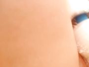 黑丝美女用大号震动棒自慰高潮喷水