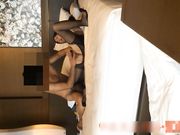 大神高价约炮很年轻但生过孩子的丰满轻少妇 黑丝诱惑屁股很丰满手感很好 少妇就是水多被干的高潮了