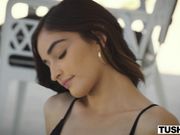 性福双飞轮流爆嫩菊走后门