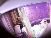 有情调的激情男女啪啪穿上透明黑丝连干