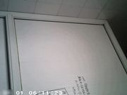 女厕偷拍红高跟妹子人美逼嫩