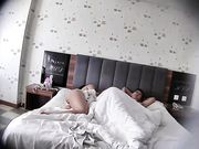 美女与眼镜男造爱淫叫不止