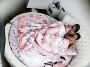 干完休息时又被扛起狠狠操了一次