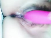 骚情美女骚逼水汪汪的很诱人