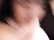 短发美乳少妇搞得男的干不动二