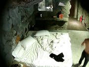 小伙没啥经验被骑几下就射了