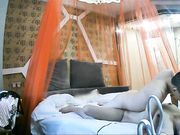 酒店偷拍美女被中年男激烈抽插