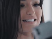 让大鸡巴填满自己淫穴的骚妇