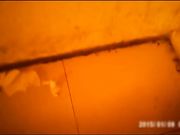 城中村碰到女神级短裙长发美女