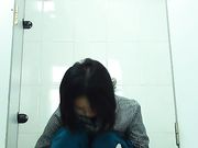 商场厕拍 爱漂亮的妹子