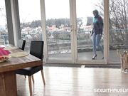 用滚烫鸡巴温暖迷路的淫妇