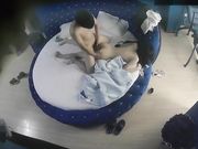 小青年把猛草女友干的要哭了