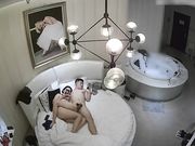 时尚性感的白领美女下班酒店私会情人