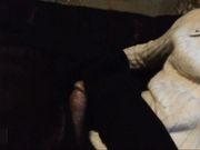 可爱小美女与欧巴包厢里脱裤子让美女吃屌回宾馆戴上套就草