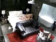 偷拍大学生带女同学开房对白清晰