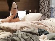 酒店约炮某大学大长腿拉拉队长极品峰腰美乳舞骚弄姿