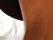 约啪可爱丝袜在校学生妹 开始脱个裤子都害羞 害羞有什么用最后还是操上她了