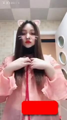 长的挺漂亮身材蛮丰满某网红自己做爱自拍