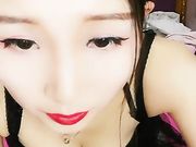 性感美女床上黄瓜抽插自慰一直呻吟极其淫荡