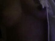 爆火朋友圈600分女孩淫乱群P视频挑战更强极限