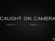 在网络摄像头前进行色情表演的淫荡情侣