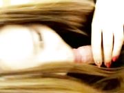 性感漂亮的大奶女闺蜜聊了好久终于约到出租屋里操她