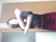 大学名校美女在家把衣服一件件脱掉后和男友打炮自拍