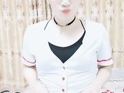 夫妻直播四眼男是个大变态穿个连体黑网情趣套猛干骚货