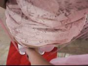 浴缸边的小骚逼，白丝情趣沐浴前先玩玩逼