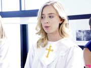 剧情好片 父亲组织儿女们一起练习合唱 没想到却成了孩子们性爱的场合