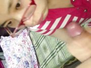 某网站流出真实自拍-新婚不久的小情侣家中啪啪,边操边拍,美女拿着鸡鸡爱不释手说：老公鸡鸡真大,好吃!