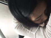 高清拍摄小少妇在车内座椅上帮我口爆舔得真仔细