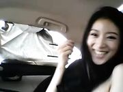 老婆在车里面玩电击2