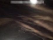 黑丝披肩情人手扶鸡巴入骚穴