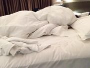 俩大学生情侣记录的一次他们的啪啪记录 女生长得挺标致