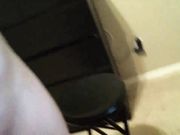 男友坐椅子上口交上位骑乘套弄 没几下就射了不要错过