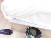 高颜值美少妇约炮两个男的3P大战 穿上黑丝红色高跟鞋轮流口交上位骑乘抽插