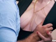 骚货软肉摩擦挡不住在洗手间就揉捏操上了