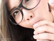 眼睛嫩妹口交的功夫真让人想试一下