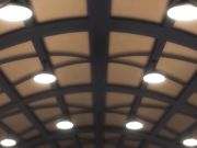 四个淫荡的女学生一起伺候白发教授