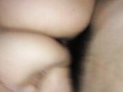 轻轻一揉爱液就泛滥的师范妹子与炮友啪啪啪骚妹很饥渴