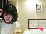 口交舔弄骑脸舔逼上位猛操呻吟娇喘，特写抽插非常诱人