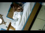 小县城宾馆约啪老公常年外出打工在家寂寞难耐的良家美少妇啪啪